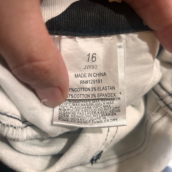 New cow print shorts 16 - Picture 5 of 5